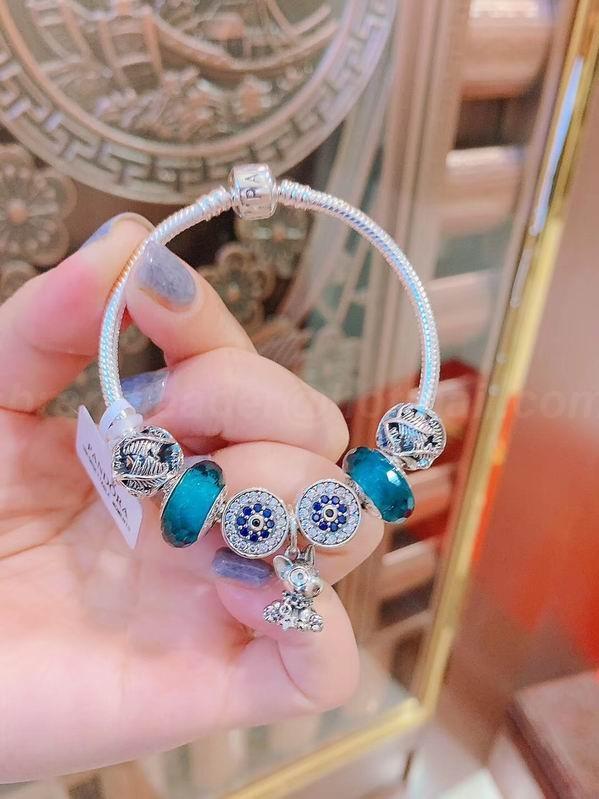 Pandora Bracelets 570